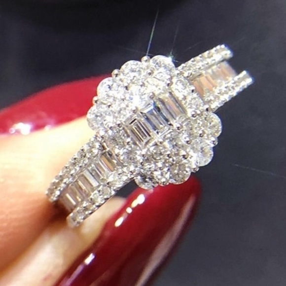 White Sapphire 925 Sterling Silver Ring - Picture 3 of 6